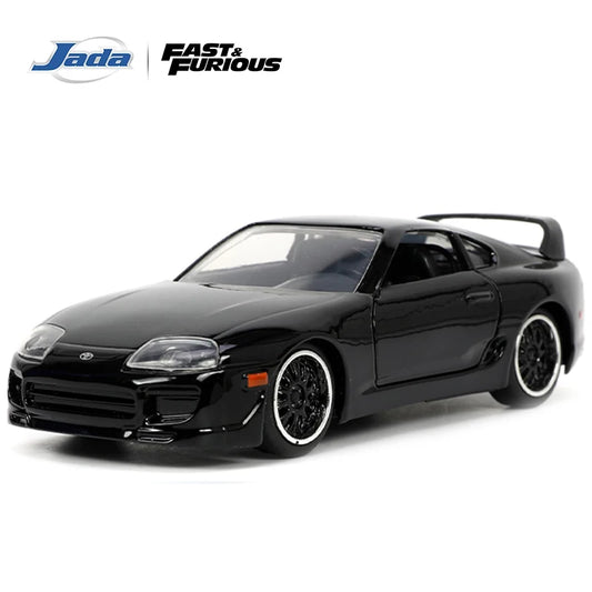 JADA 1:32 DieCast Model Car Fast & Furious 1995 Toyota Supra Detailed Interior Rubber Tires JD33381