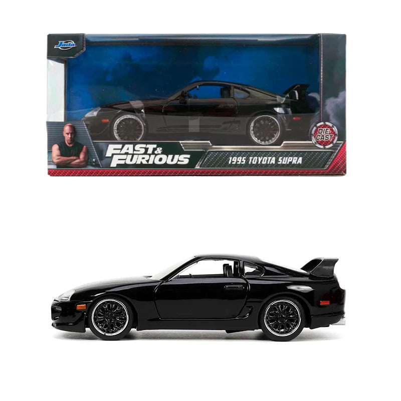 JADA 1:32 DieCast Model Car Fast & Furious 1995 Toyota Supra Detailed Interior Rubber Tires JD33381